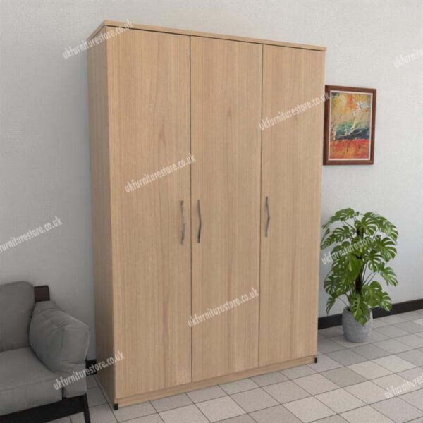 Oak 3 Door Wardrobe