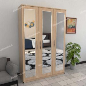 Oak 3 Door Wardrobe With 3 Mirrors
